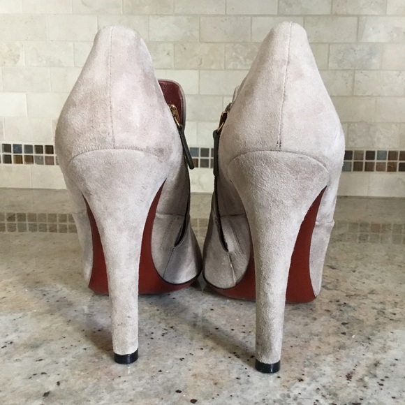 Gucci Taupe Suede Tassel Heeled Booties AS IS - Picture 6 of 16